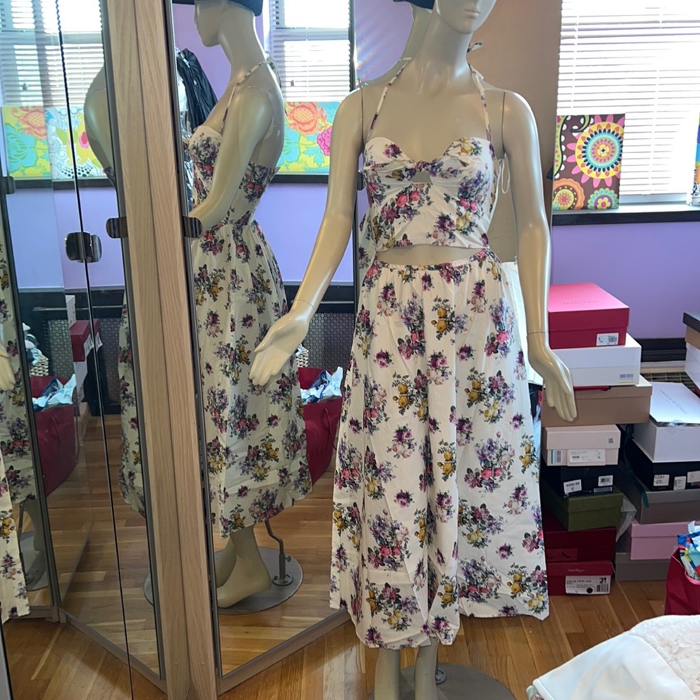 8 cut out fitted bodice cotton halter sundress size2